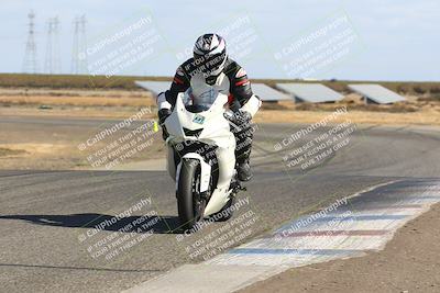media/Nov-03-2024-TrackDaz (Sun) [[44580f4982]]/B Group/1220pm (Wheelie Bump)/